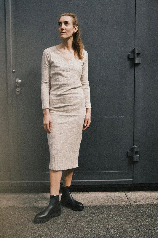 knit midi dress - reversible - nickel melange Glamorous midi dresses