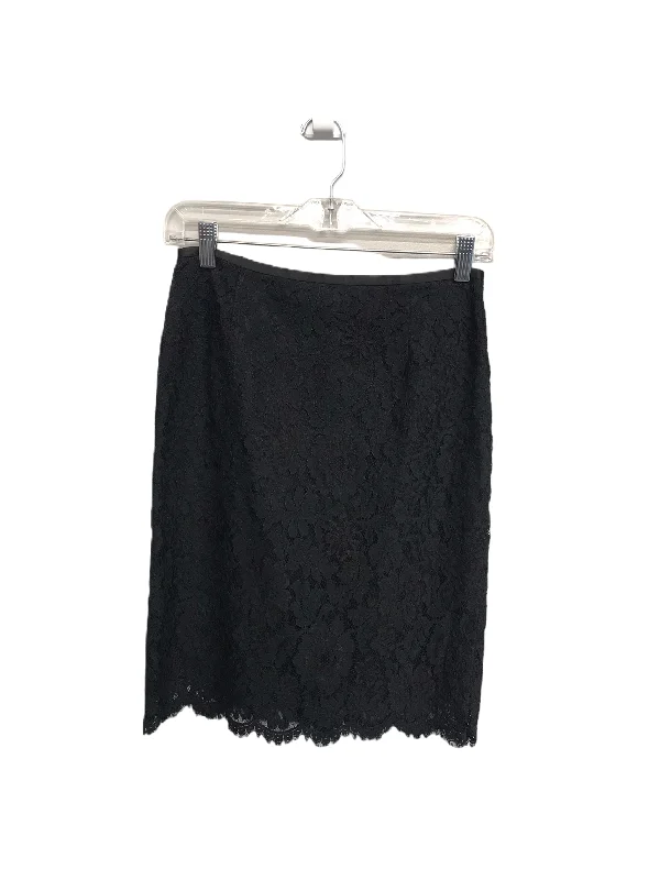 Black Skirt Mini & Short By Ann Taylor, Size: 2 Printed Mini Skirt