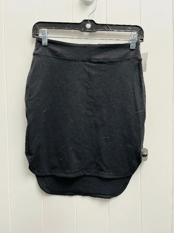 Black Skirt Mini & Short Lululemon, Size S Distressed Mini Skirt